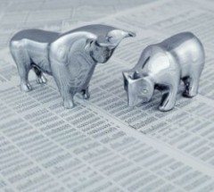 Stock market report with bull and bear